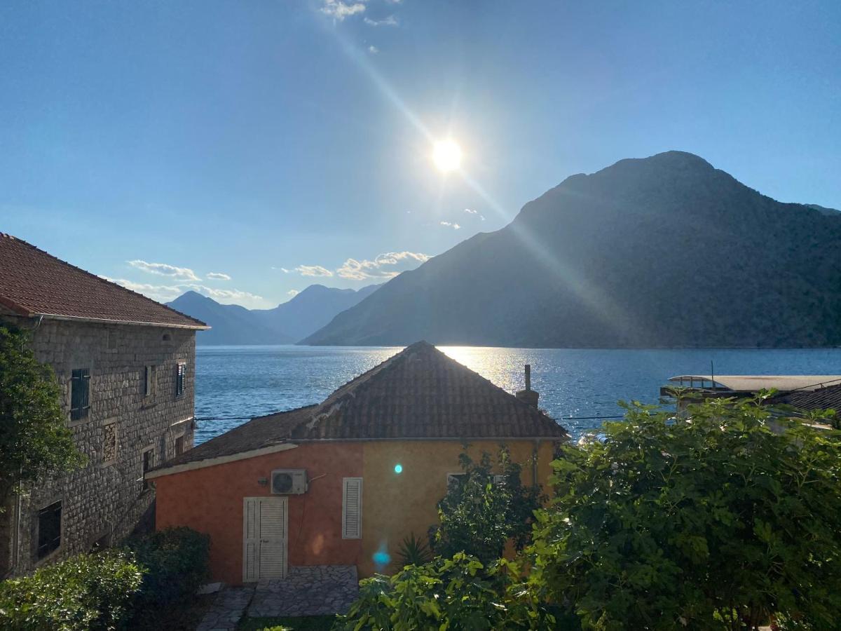 Apartment Caserma Kotor Eksteriør billede